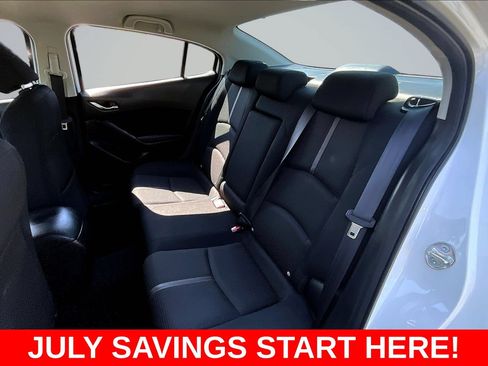Used 2018 MAZDA MAZDA3 Sport w/ Preferred Equipment Package FWD image 23