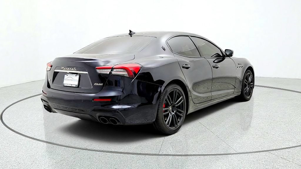 Used 2023 Maserati Ghibli Modena Q4 AWD/4WD image 5