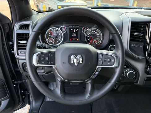 New 2026 RAM 1500 Express AWD/4WD image 21