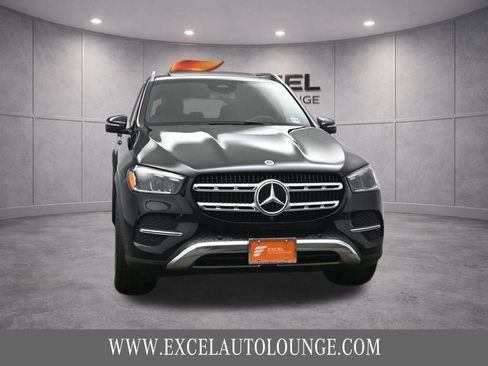 Used 2024 Mercedes-Benz GLE 450e 4MATIC image 12