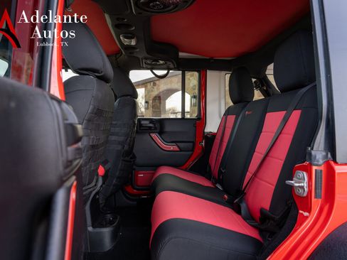 Used 2017 Jeep Wrangler Unlimited Sahara w/ Max Tow Package image 6