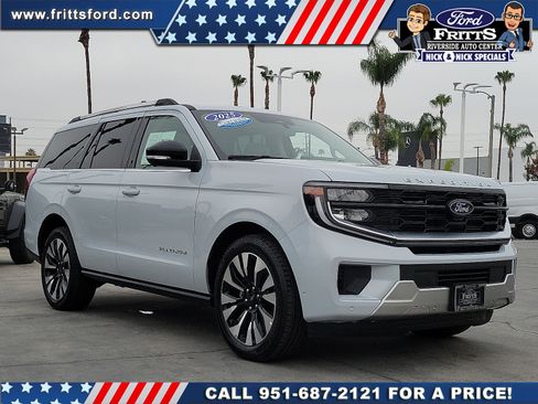 Certified 2025 Ford Expedition Platinum w/ Driver's Package AWD/4WD image 20