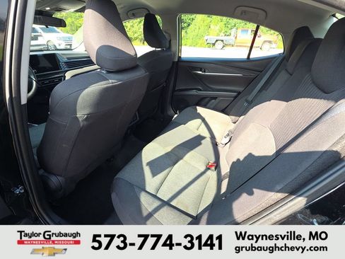 Used 2025 Toyota Camry LE FWD image 13