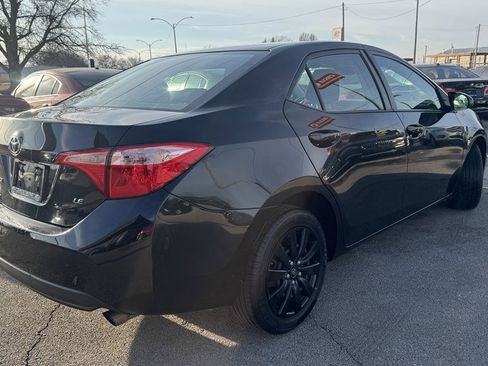 Used 2019 Toyota Corolla LE image 8