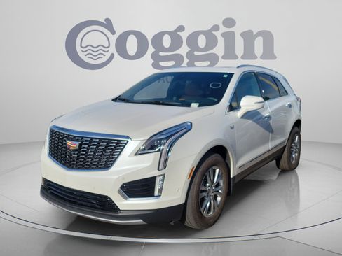 Used 2023 Cadillac XT5 Premium Luxury w/ Technology Package FWD image 1