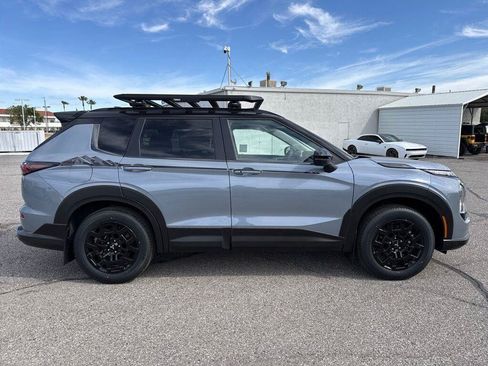 New 2026 Mitsubishi Outlander AWD image 10