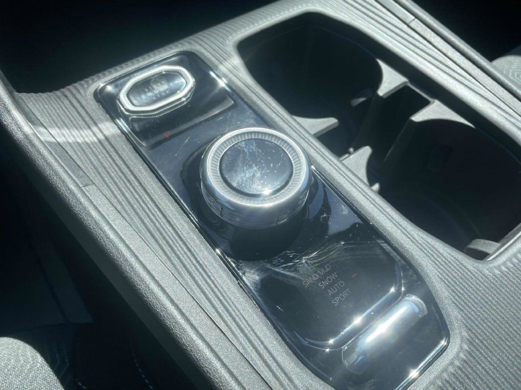 New 2026 Jeep Cherokee Laredo AWD/4WD image 38