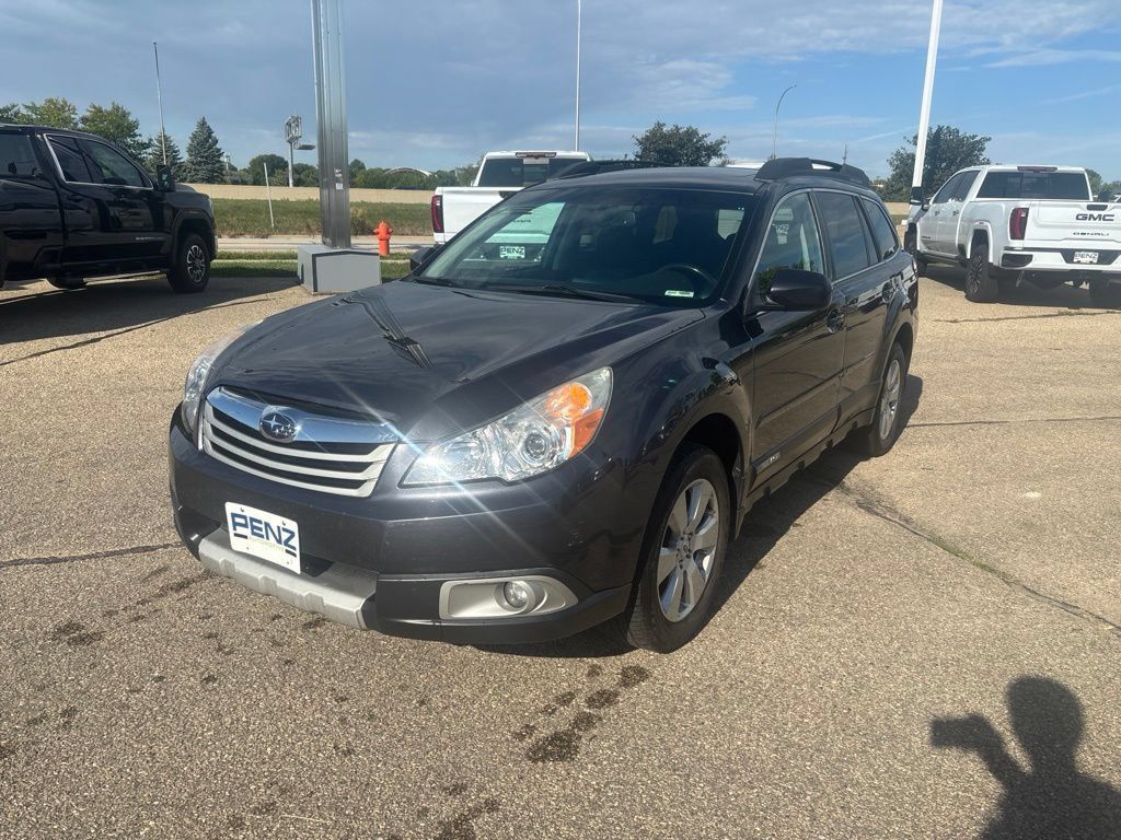 Used 2012 Subaru Outback 2.5i Limited w/ Moonroof Pkg AWD/4WD image 1