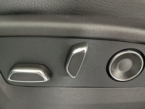 New 2026 GMC Yukon XL Denali w/ Denali Reserve Package image 17