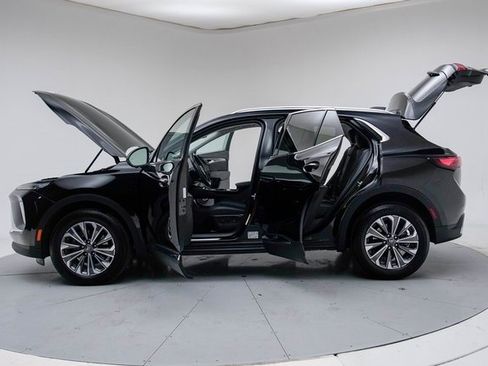 Used 2024 Buick Envision Preferred image 18