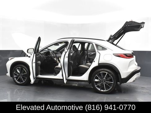 Used 2025 INFINITI QX55 Luxe w/ Cargo Package image 34