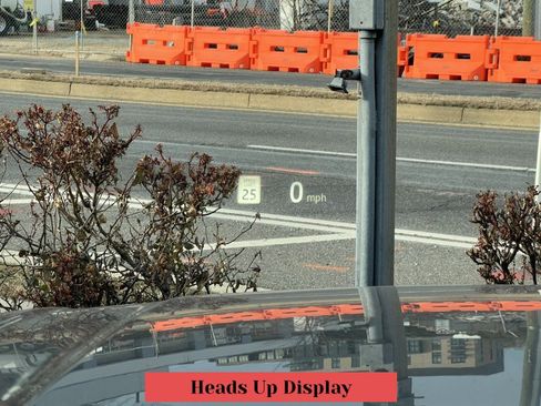 Used 2019 Land Rover Range Rover HSE image 25