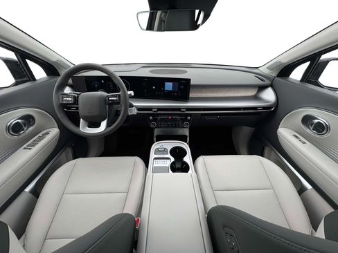 New 2026 Hyundai Ioniq 9 Limited image 13