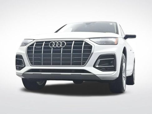 Used 2023 Audi Q5 2.0T Premium w/ Convenience Package AWD/4WD image 31