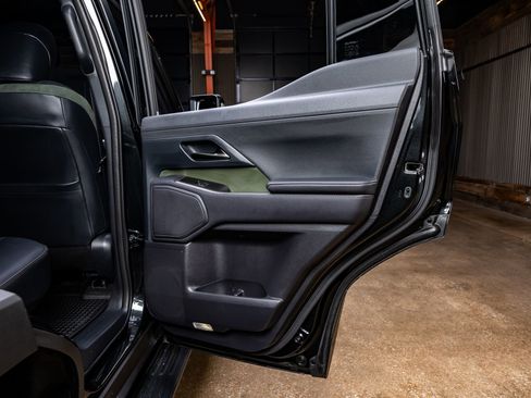 Used 2025 Lexus GX 550 image 39