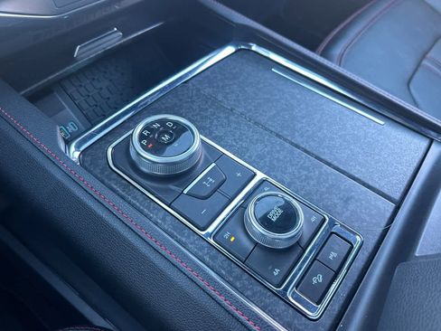 Certified 2023 Ford Expedition Limited image 23