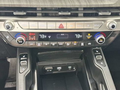 Used 2023 Kia Telluride EX w/ EX Captain's Chair Package AWD/4WD image 15