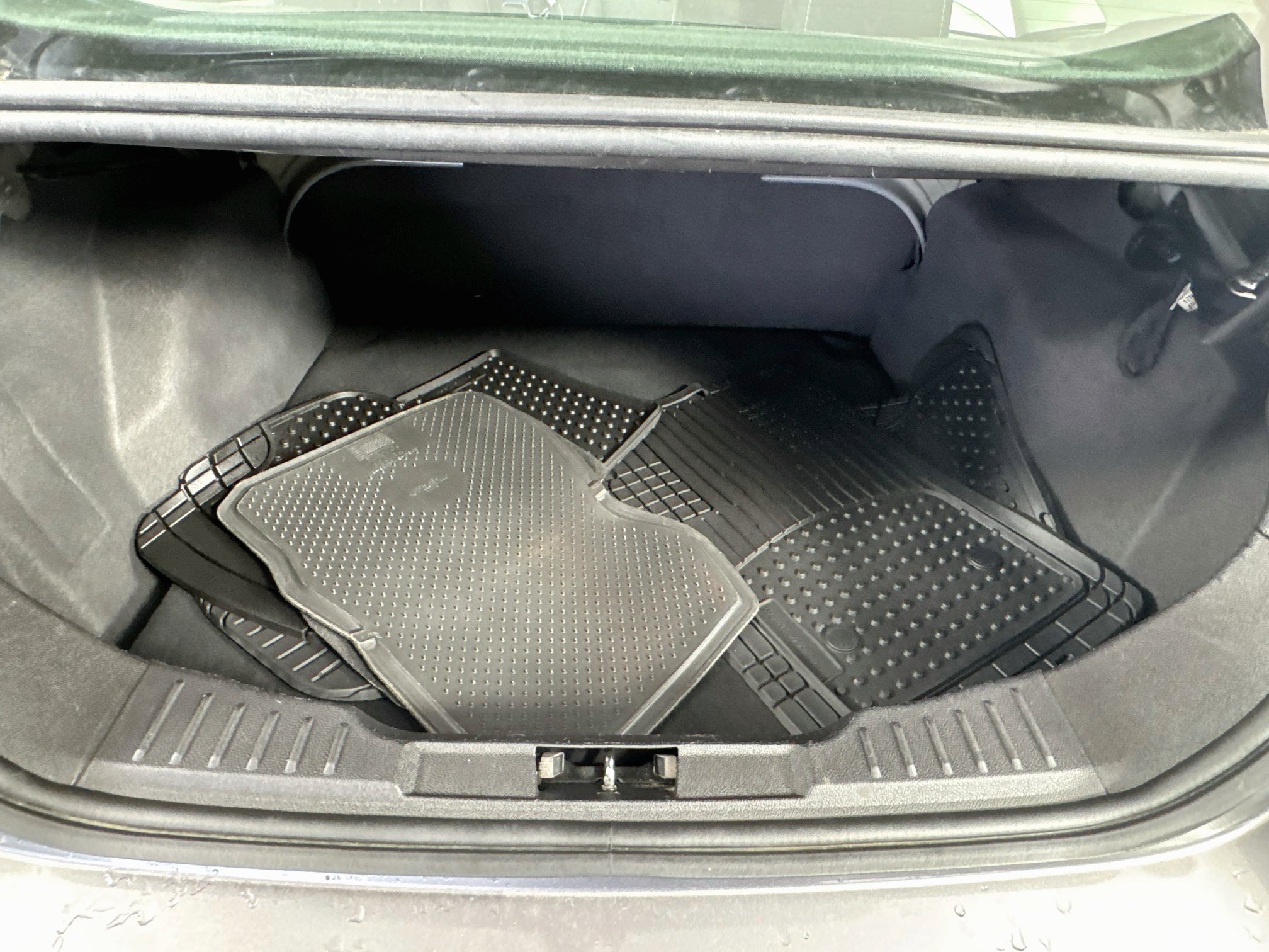 Used 2014 Ford Focus SE FWD image 18