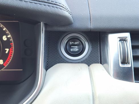 Used 2018 Land Rover Range Rover Sport Supercharged image 18