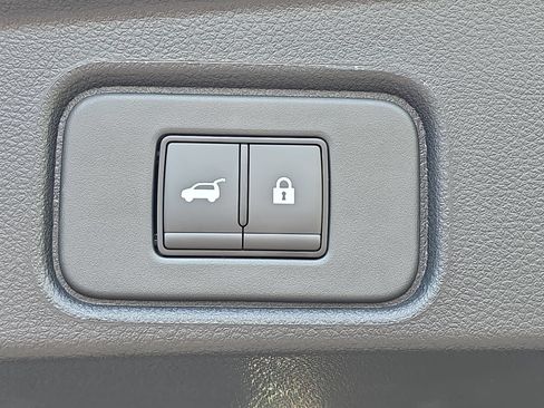 New 2026 Nissan Pathfinder Platinum w/ Lighting Package AWD/4WD image 13