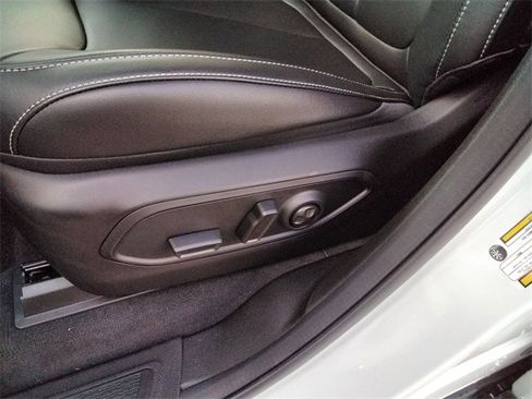 New 2025 Jeep Grand Cherokee Limited w/ Trailer Tow Package image 28