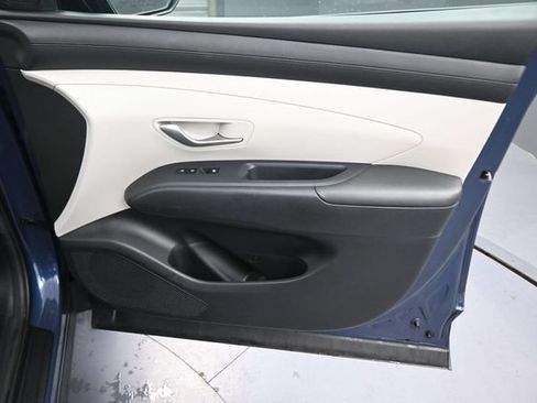 Used 2025 Hyundai Tucson SEL FWD image 13