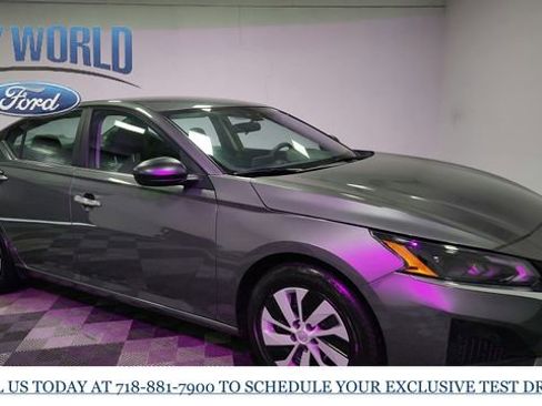 Used 2025 Nissan Altima 2.5 S image 8