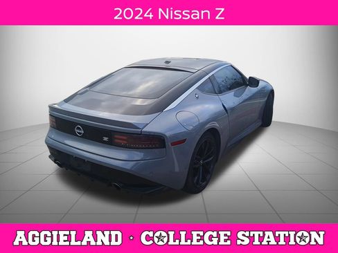 Used 2024 Nissan Z Performance w/ Floor Mat Package image 2