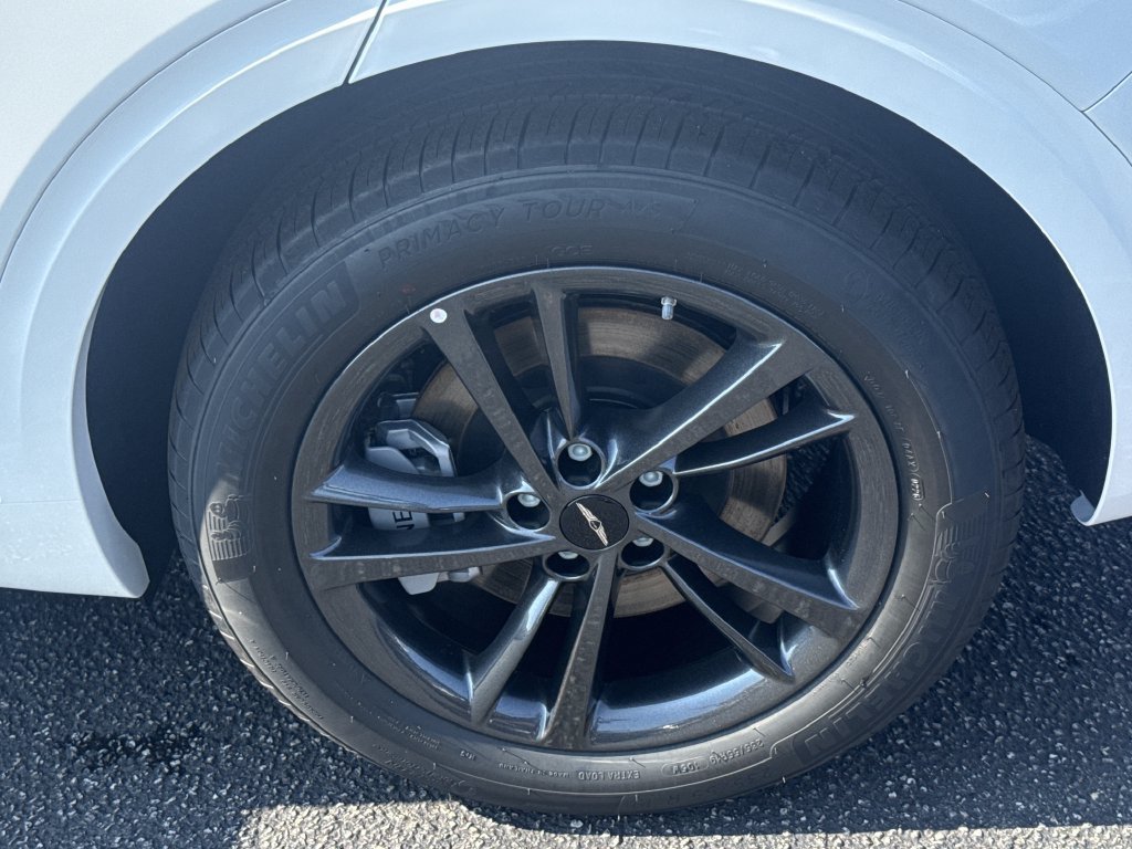 New 2027 Genesis GV70 2.5T Select AWD/4WD image 18