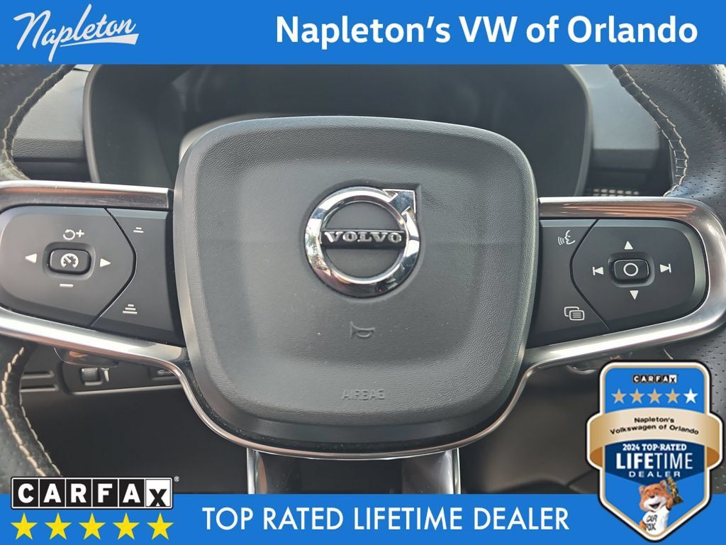 Used 2020 Volvo XC40 T5 R-Design w/ Protection Package Premier AWD/4WD image 12