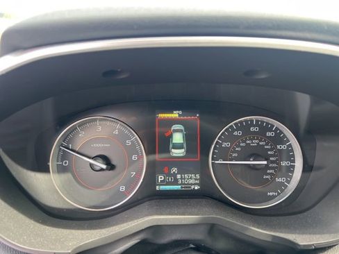 Used 2023 Subaru Crosstrek 2.5i Limited AWD/4WD image 22