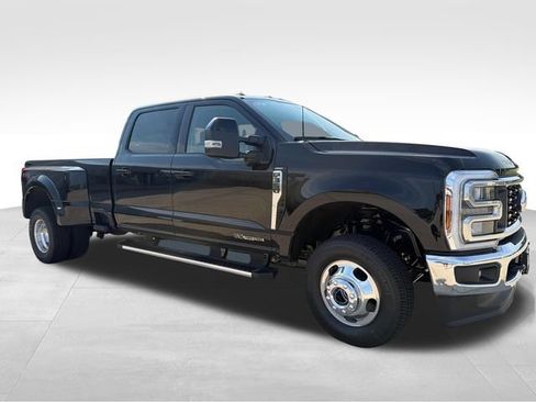 New 2026 Ford F350 Lariat AWD/4WD image 10