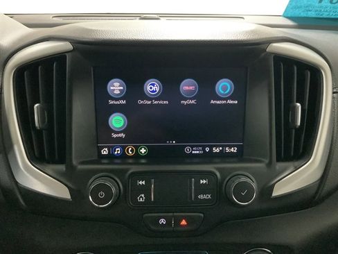 Used 2024 GMC Terrain SLT image 38