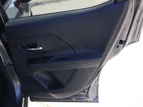 New 2026 Nissan Kicks SR image 19