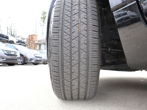 Used 2021 Chevrolet Traverse Premier w/ Redline Edition image 27