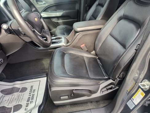 Used 2016 Chevrolet Colorado LT w/ Luxury Package, Chrome AWD/4WD image 17