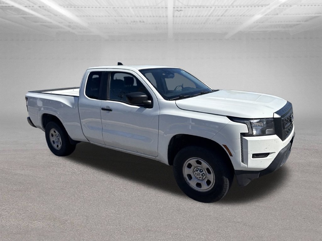 Used 2022 Nissan Frontier S AWD/4WD image 2