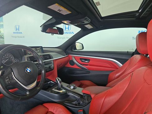 Used 2020 BMW 430i Coupe w/ Convenience Package image 15