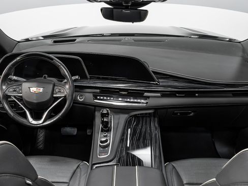 Used 2022 Cadillac Escalade Sport w/ Touring Package image 10