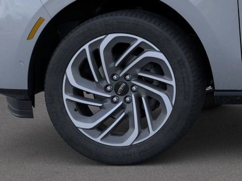 New 2026 Lincoln Navigator Reserve AWD/4WD image 19