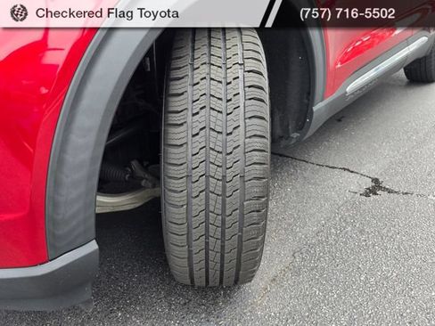 Used 2021 Ford Explorer XLT RWD image 14