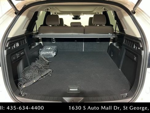 Certified 2025 MAZDA CX-70 Plug-In Hybrid w/ Premium Pkg image 22