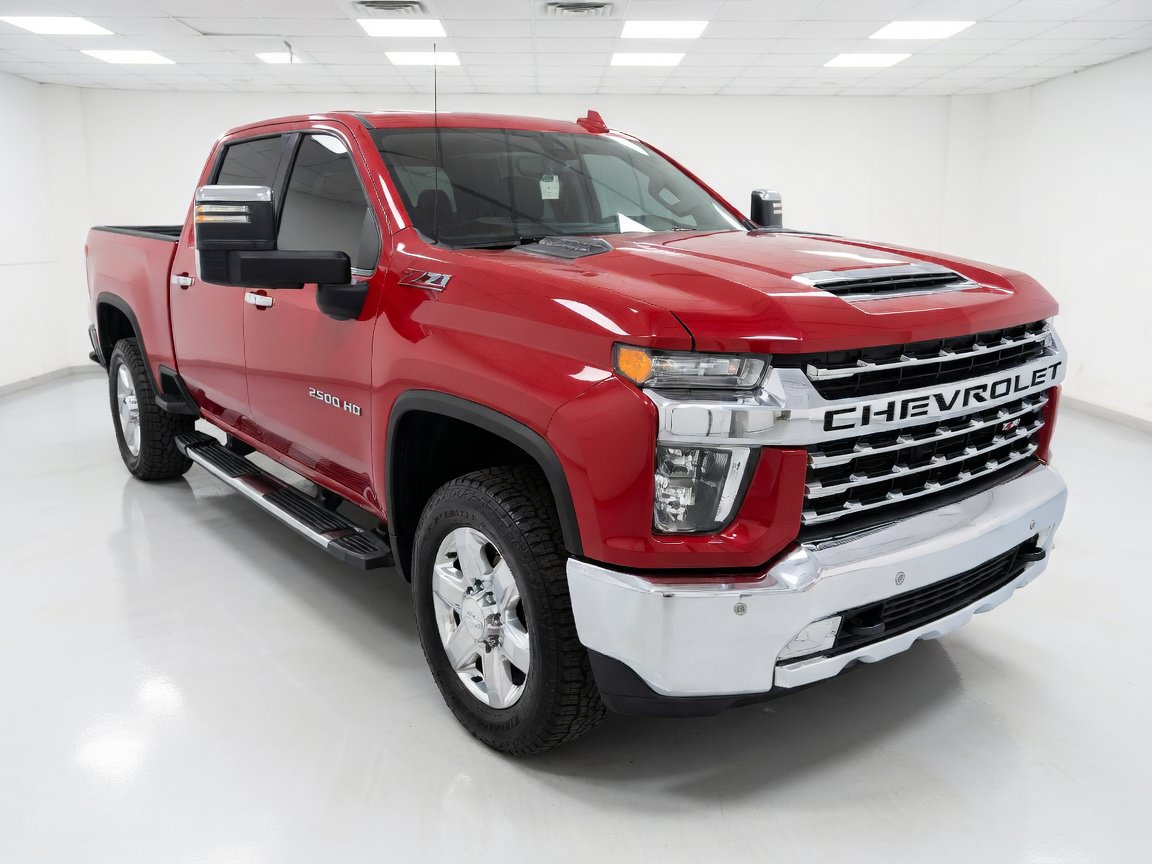 Used 2020 Chevrolet Silverado 2500 LTZ w/ LTZ Premium Package AWD/4WD image 3