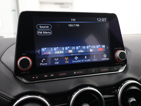 Used 2024 Nissan Sentra SV FWD image 10