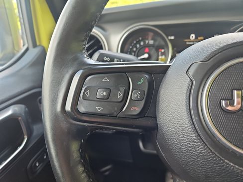 Used 2023 Jeep Wrangler Unlimited w/ Cold Weather Group AWD/4WD image 25