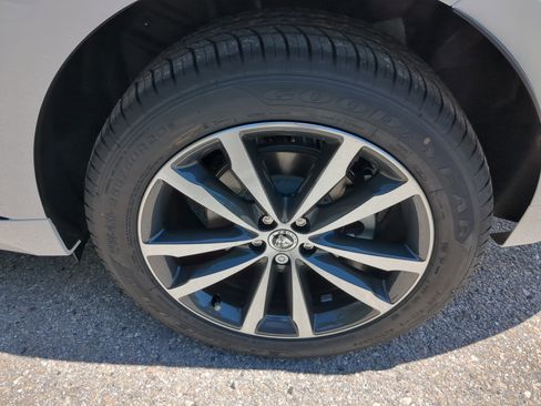 New 2026 Jaguar F-PACE R-Dynamic S image 32