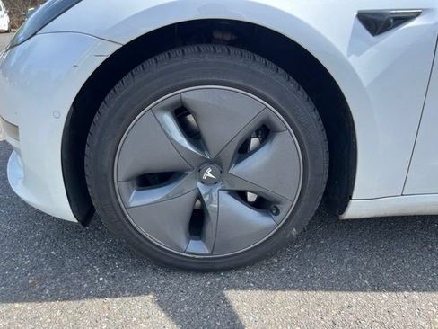 Used 2020 Tesla Model 3 Standard Range Plus RWD image 10