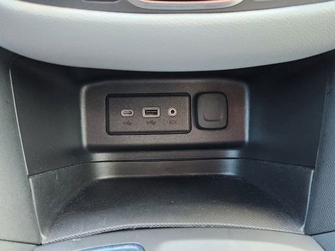 Used 2024 Chevrolet Equinox LS w/ LS Convenience Package image 22