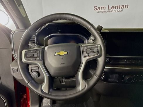 Used 2024 Chevrolet Silverado 2500 LT w/ Convenience Package image 12