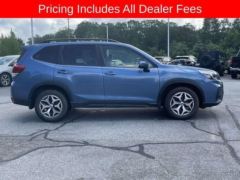 Used 2021 Subaru Forester Premium AWD/4WD image 6